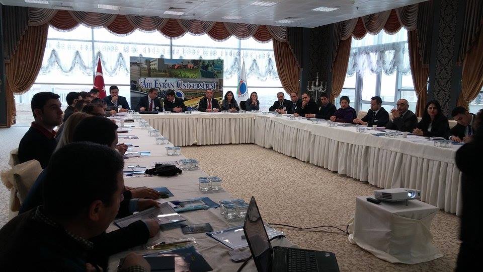 12539897_1017200341677797_1201988386_n